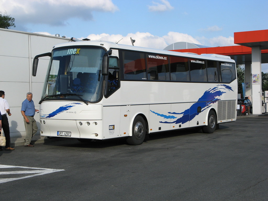 Transport osób – wynajem autokarów w Warszawie