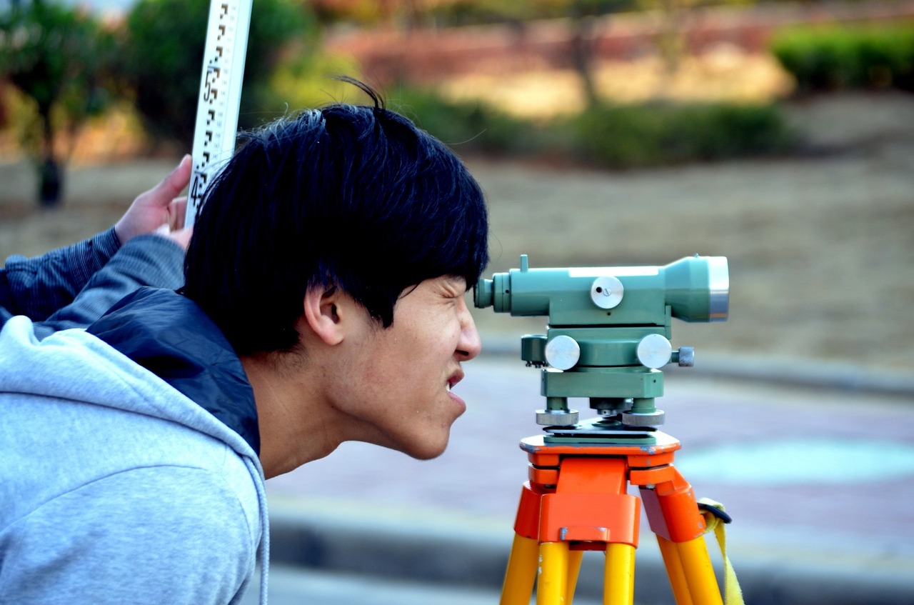 Profesjonalne usługi geodezyjne w Poznaniu: klucz do efektywnego zarządzania przestrzenią